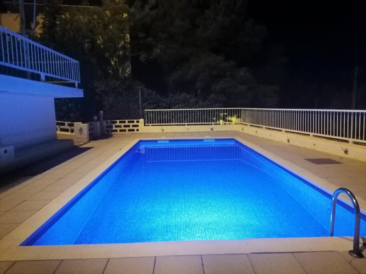 Aguila Dorada Apartment Salou Bagian luar foto
